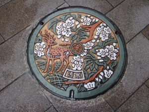 奈良のマンホール