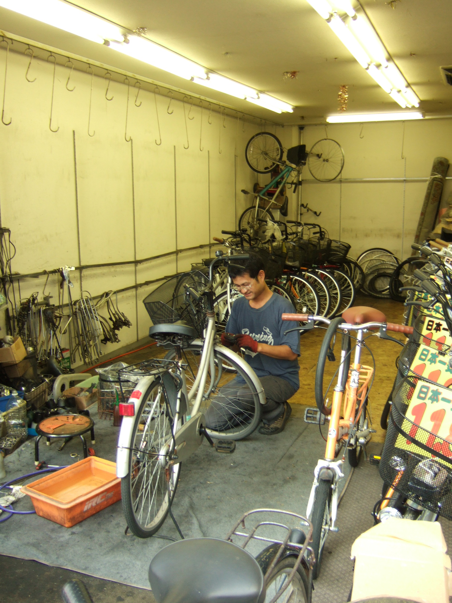 自転車屋「輪（りん）」